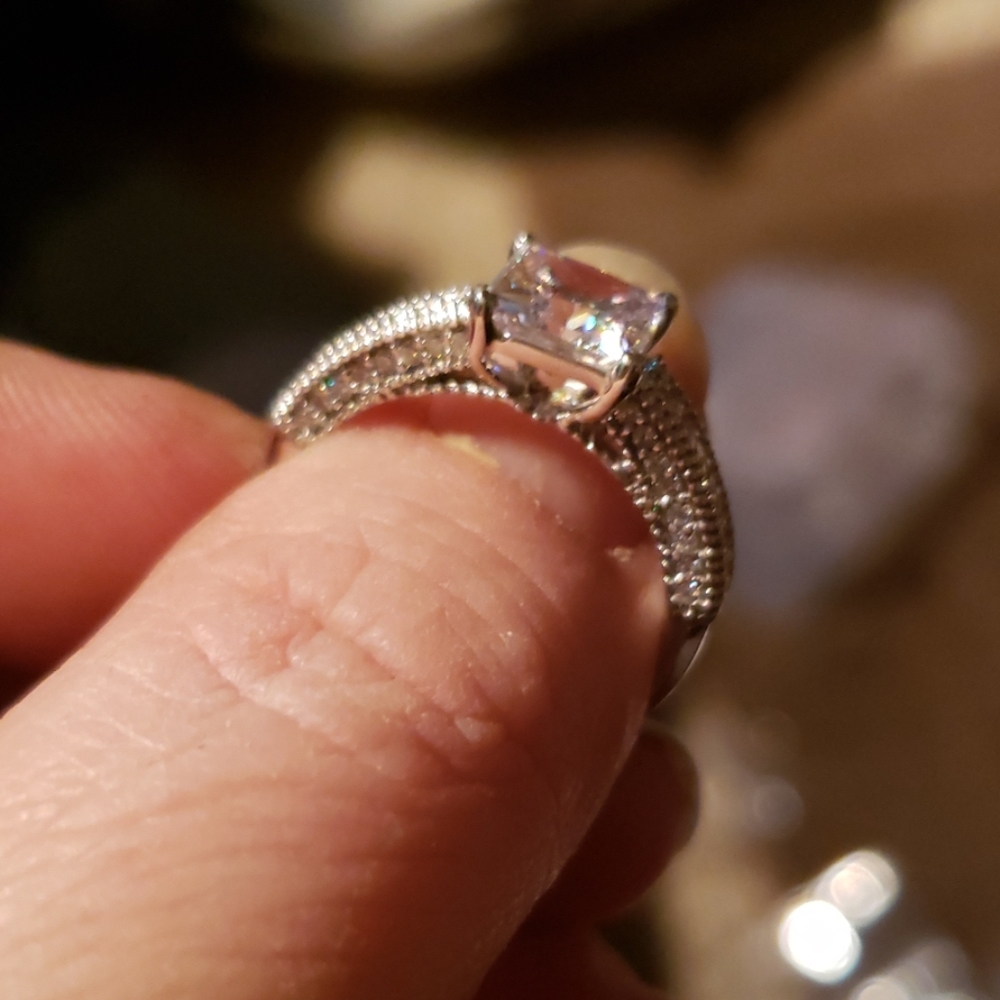 Wedding Set - Picture 2 of 5